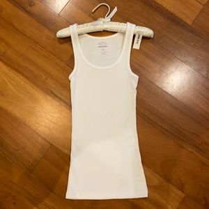 Old Navy ribbed tank top
